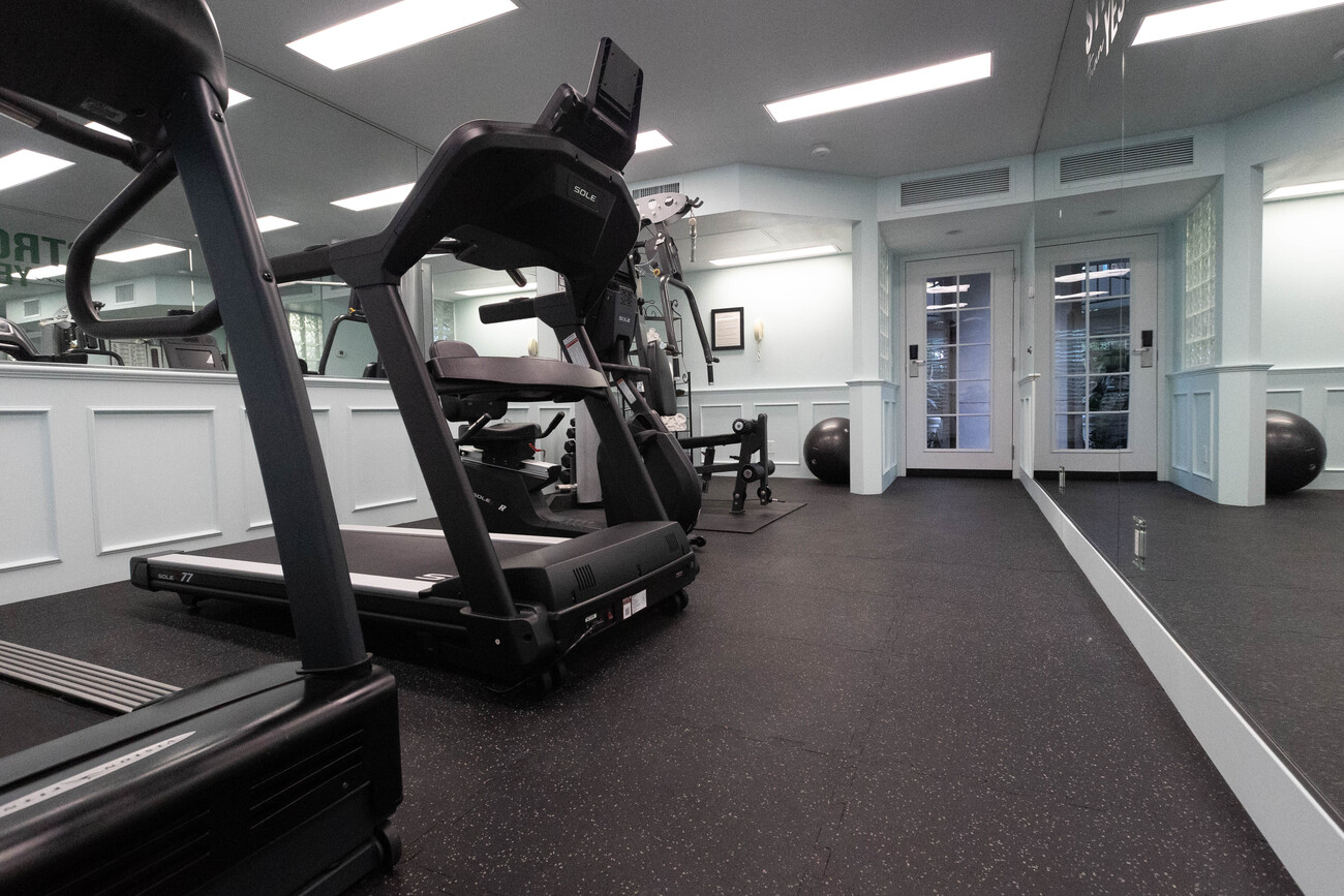 Amenities Candy Caneinn